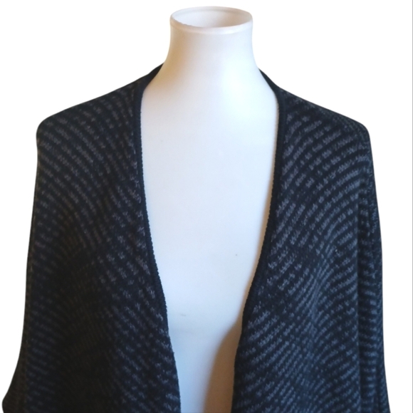 Michael Kors Poncho Black and Gray Striped Sweater Cape Small / Medium - Picture 3 of 10